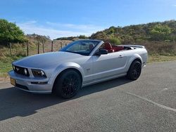 Zilver Gebruikt 2006 Ford Mustang GT Cabriolet | € 14.500