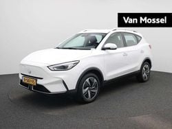 Wit Gebruikt 2022 MG ZS Comfort Sedan | € 19.495 (Eerlijke prijs)