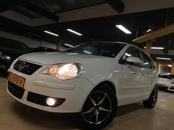 Wit Gebruikt 2009 VW Polo Trendline Hatchback | € 4.450 (Eerlijke prijs)