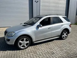 Grijs Gebruikt 2007 Mercedes ML320 SUV | € 2.800