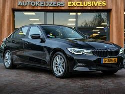 Zwart Gebruikt 2021 BMW 320 Comfort Edition Sedan | € 22.900 (Eerlijke prijs)
