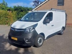 Wit Gebruikt 2015 Opel Vivaro Sport Van | € 2.950 (Eerlijke prijs)