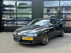 Zwart Gebruikt 2005 Alfa Romeo 147 Distinctive Hatchback | € 1.999 (Duur)