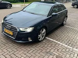 Blauw Gebruikt 2017 Audi A3 Sport Hatchback | € 10.900 (Eerlijke prijs)