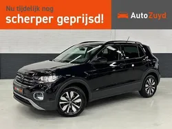 Zwart Gebruikt 2023 VW T-Cross Move SUV | € 25.993 (Eerlijke prijs)