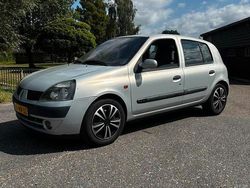 Gebruikt 2001 Renault Clio II | € 1.099 (Eerlijke prijs)
