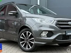 Grijs Gebruikt 2019 Ford Kuga ST-Line SUV | € 19.950 (Eerlijke prijs)