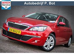 Rood Gebruikt 2016 Peugeot 308 Hatchback | € 7.950 (Eerlijke prijs)