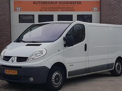 Wit Gebruikt 2012 Renault Trafic Black Edition Van | € 6.995 (Eerlijke prijs)