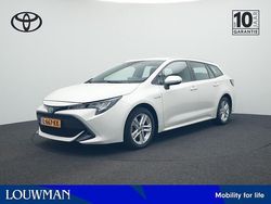 Wit metallic Gebruikt 2021 Toyota Corolla Active Stationwagen | € 22.485 (Eerlijke prijs)