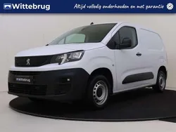 Wit Gebruikt 2023 Peugeot Partner S MPV | € 14.425 (Eerlijke prijs)