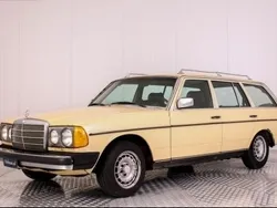Beige Gebruikt 1979 Mercedes E200 Stationwagen | € 8.900