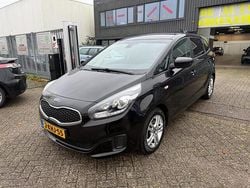 Zwart Gebruikt 2013 Kia Carens Edition 7 MPV | € 10.500 (Goede deal)