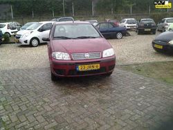 Rood Gebruikt 2009 Fiat Punto Active Hatchback | € 3.150