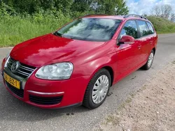 Rood Gebruikt 2009 VW Golf VI Trendline Stationwagen | € 1.650