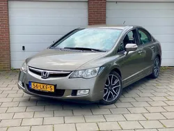 Grijs, metallic lak Gebruikt 2007 Honda Civic Hybrid Sedan | € 3.250 (Eerlijke prijs)