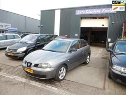 Grijs Gebruikt 2005 Seat Ibiza Reference Hatchback | € 999