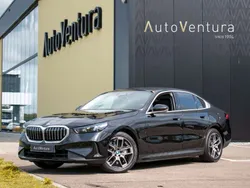 Zwart, metallic lak Gebruikt 2024 BMW 550 Comfort Edition Sedan | € 73.950