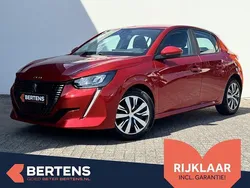 Rood Gebruikt 2021 Peugeot 208 Active Hatchback | € 13.895 (Eerlijke prijs)
