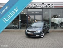 Grijs Gebruikt 2016 Skoda Rapid Style Hatchback | € 11.950