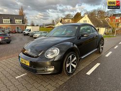 Zwart Gebruikt 2012 VW Beetle Design Hatchback | € 7.950 (Eerlijke prijs)