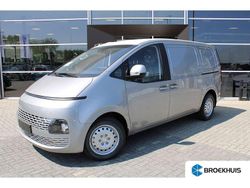 Grijs Nieuw 2024 Hyundai Staria Van | € 25.900
