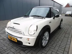 Wit Gebruikt 2004 Mini Cooper S Hatchback | € 3.995 (Iets duurder)