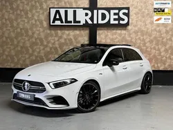 Wit, metallic lak Gebruikt 2019 Mercedes A35 AMG AMG Hatchback | € 38.950 (Eerlijke prijs)