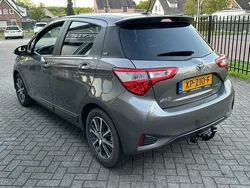 Grijs Gebruikt 2019 Toyota Yaris Hatchback | € 16.950 (Eerlijke prijs)