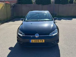 Zwart Gebruikt 2019 VW Golf VII Trendline Hatchback | € 10.000 (Goede deal)