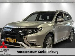 Grijs Gebruikt 2021 Mitsubishi Outlander Intense+ SUV | € 27.445 (Eerlijke prijs)