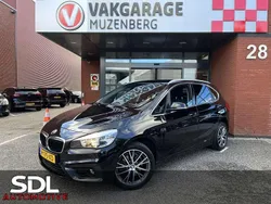 Zwart Gebruikt 2016 BMW 218 Active Tourer MPV | € 11.945 (Goede deal)