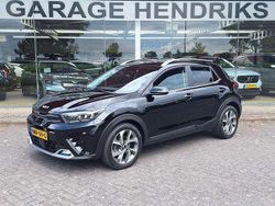 Zwart, metallic lak Gebruikt 2022 Kia Stonic GT-Line SUV | € 19.440 (Goede deal)