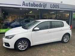 Wit Gebruikt 2019 Peugeot 308 Hatchback | € 11.450 (Eerlijke prijs)