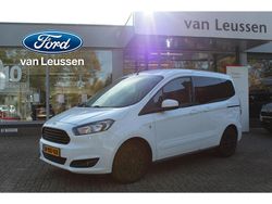 Wit Gebruikt 2017 Ford Tourneo Courier Titanium MPV | € 12.400 (Eerlijke prijs)