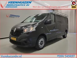 Zwart Gebruikt 2019 Renault Trafic Van | € 8.750 (Goede deal)