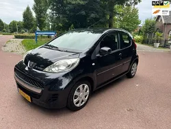 Zwart Gebruikt 2011 Peugeot 107 Hatchback | € 2.749 (Goede deal)