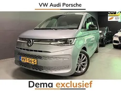 Grijs Gebruikt 2022 VW Multivan Van | € 47.950 (Iets duurder)