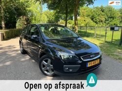 Zwart Gebruikt 2005 Ford Focus Hatchback | € 1.799 (Eerlijke prijs)