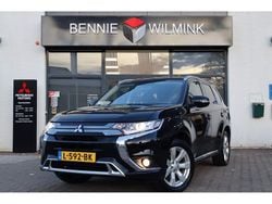 Amethyst black (zwart metallic) Gebruikt 2021 Mitsubishi Outlander P-HEV SUV | € 21.995 (Super prijs)