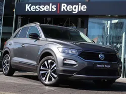 Grijs, metallic lak Gebruikt 2020 VW T-Roc United SUV | € 27.950 (Eerlijke prijs)