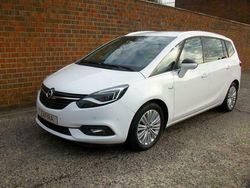 Wit Gebruikt 2018 Opel Zafira MPV | € 18.600 (Eerlijke prijs)