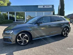Grijs Gebruikt 2020 Audi A3 Sportback S-Line Hatchback | € 24.750 (Super prijs)