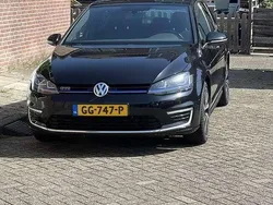 Zwart Gebruikt 2015 VW Golf VII GTE Stationwagen | € 11.450 (Iets duurder)