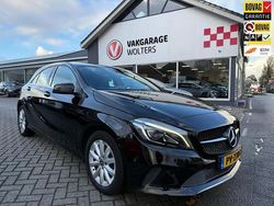 Zwart Gebruikt 2017 Mercedes A160 Ambition Hatchback | € 16.950 (Iets duurder)