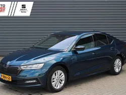 Zwart Gebruikt 2022 Skoda Octavia Business Line Hatchback | € 20.895 (Duur)