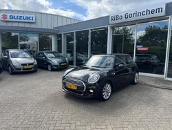 Zwart Gebruikt 2014 Mini Cooper Hatchback | € 10.500 (Eerlijke prijs)