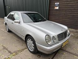 Gebruikt 1998 Mercedes E300 Elegance | € 5.950
