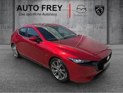 Rood Gebruikt 2021 Mazda 3 Selection Sedan | € 26.239 (Iets duurder)