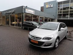 Grijs Gebruikt 2014 Opel Astra Design Edition Stationwagen | € 3.900 (Eerlijke prijs)